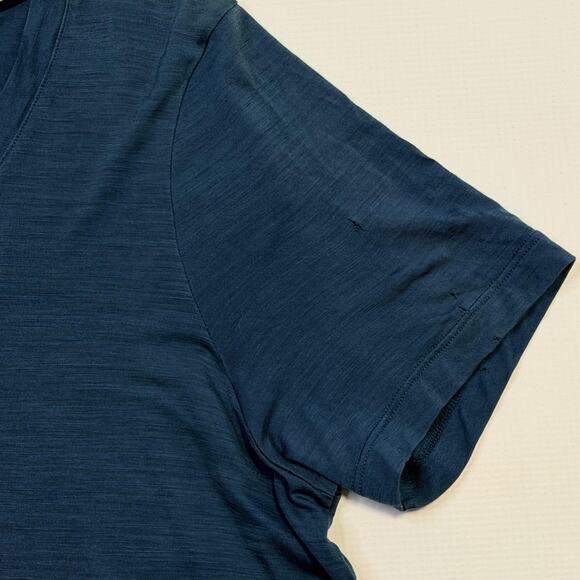 Smartwool Merino Sport 120 Shirt Womens Small Blue V Neck Short Sleeve Wool - Picture 11 of 12